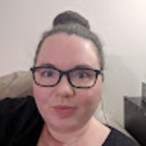 Meet your Posher, Aline